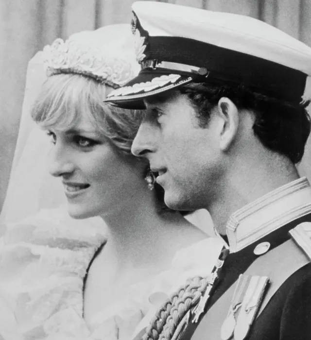 Framed Print : Prince Charles and Princess Diana at Wedding Framed Print : Prince Charles and Princess Diana at Wedding