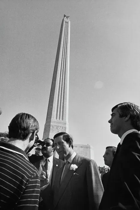 Framed Print : Prince Charles Visiting Monument