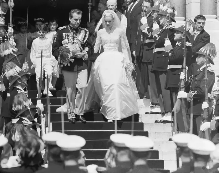 Framed Print : Prince Rainier and Grace Kelly after Wedding Framed Print : Prince Rainier and Grace Kelly after Wedding