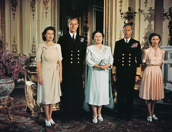 Framed Print : Princess Elizabeth with Family Framed Print : Princess Elizabeth with Family