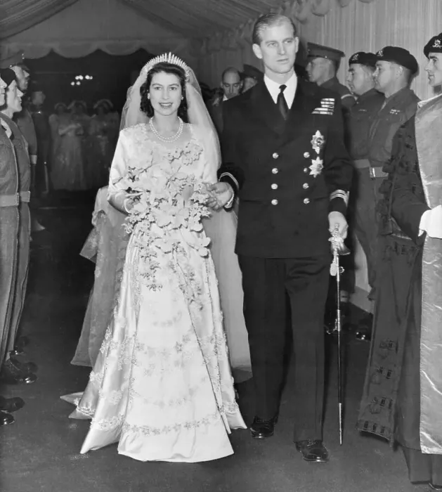 Framed Print : Princess Elizabeth and Prince Philip Just Married Framed Print : Princess Elizabeth and Prince Philip Just Married
