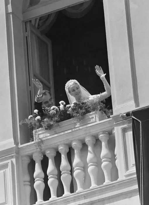 Framed Print : Princess Grace and Prince Rainier Wave from a Window Framed Print : Princess Grace and Prince Rainier Wave from a Window