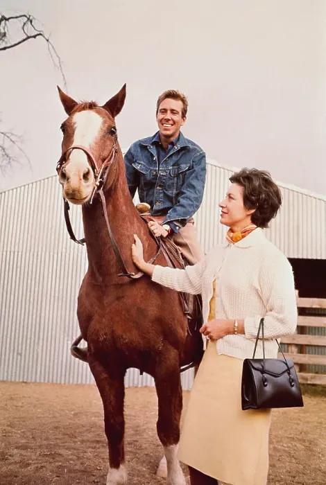 Framed Print : Princess Margaret and Lord Snowdon with Horse Framed Print : Princess Margaret and Lord Snowdon with Horse