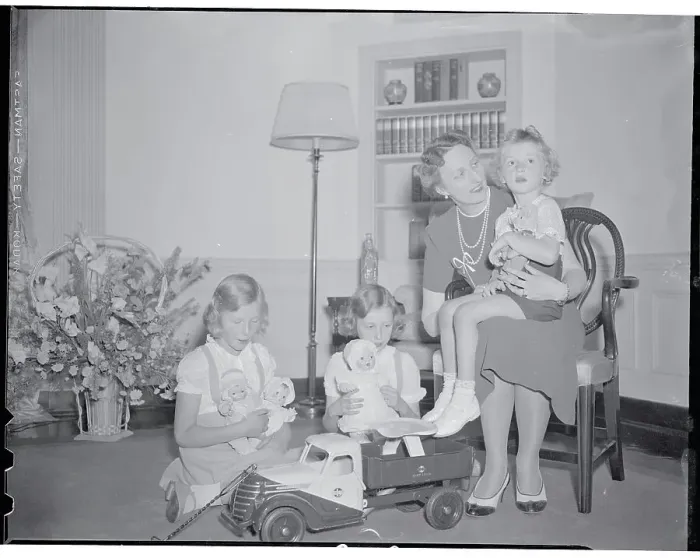 Framed Print : Princess Martha with Children Framed Print : Princess Martha with Children