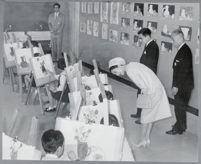 Framed Print : Princess Michiko Visiting Art Class Framed Print : Princess Michiko Visiting Art Class