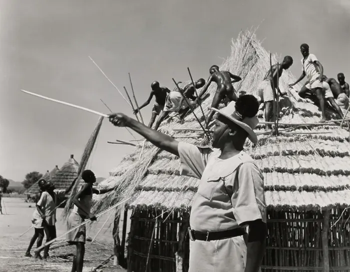 Framed Print : Prison Labour, Sudan, 1951 Framed Print : Prison Labour, Sudan, 1951
