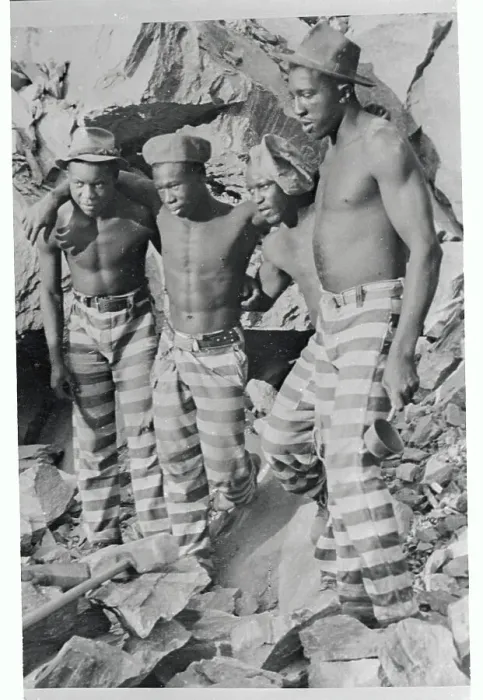 Framed Print : Prisoners in Uniform Working in The Elements