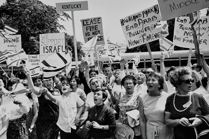 Framed Print : Pro-Israeli Protest In Washington Framed Print : Pro-Israeli Protest In Washington