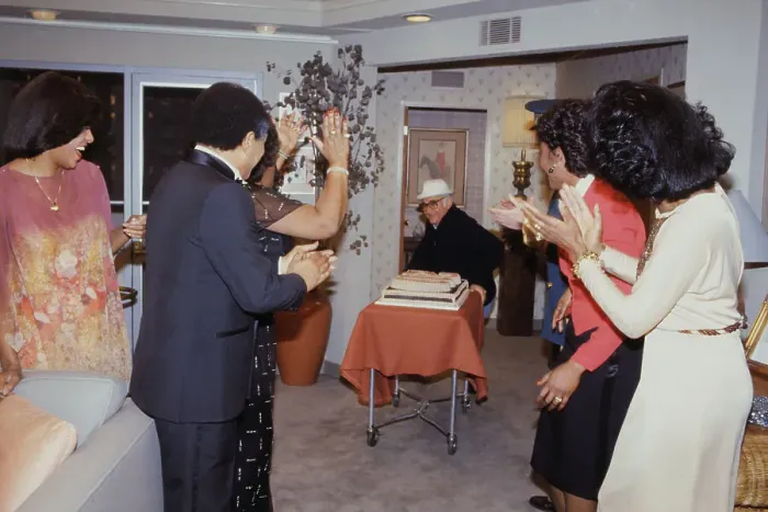 : Producer and Cast of The Jeffersons Celebrating Their 200th Episode : Producer and Cast of The Jeffersons Celebrating Their 200th Episode