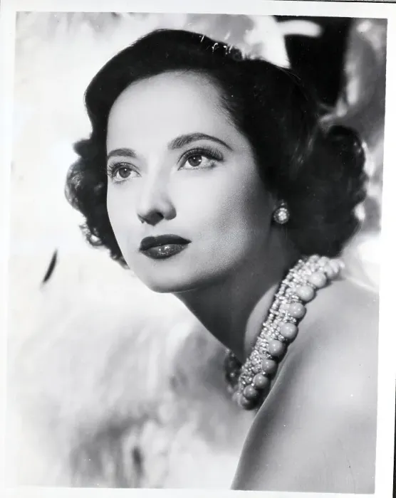 Framed Print : Profile Portrait Of Merle Oberon Framed Print : Profile Portrait Of Merle Oberon