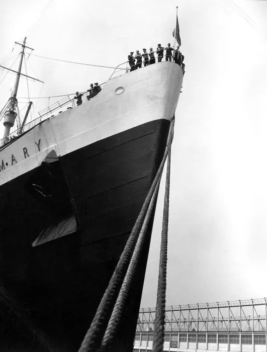 Framed Print : Prow Of The Queen Mary