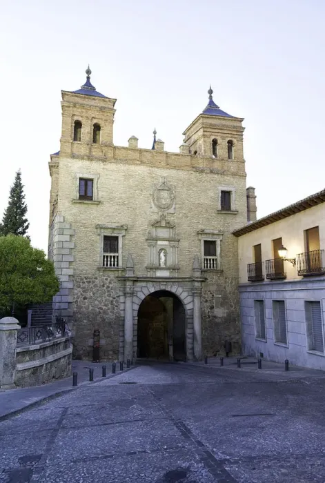 Framed Print : Puerta del CambrAon
