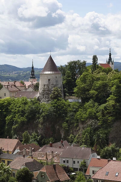 Pulverturm powder tower, Piaristenkirche church right, Krems an der Donau, Wachau, Lower Austria, Austria, Europe