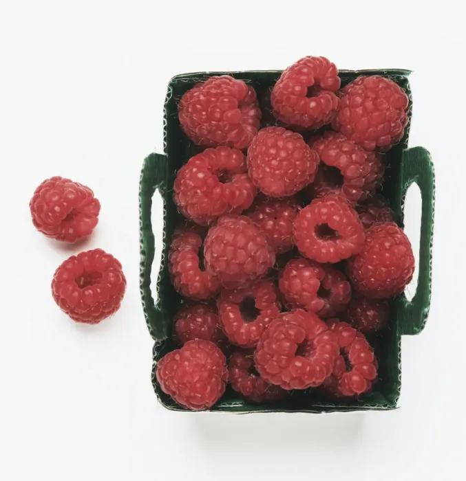 Framed Print : Punnet of raspberries, view from above Framed Print : Punnet of raspberries, view from above