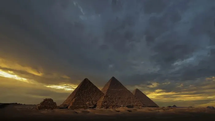 Framed Print : Pyramids of Giza, Egypt Framed Print : Pyramids of Giza, Egypt