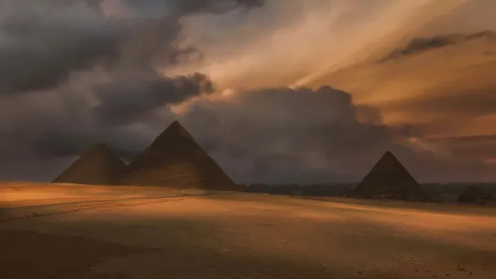 Framed Print : Pyramids Of Giza, Egypt Framed Print : Pyramids Of Giza, Egypt