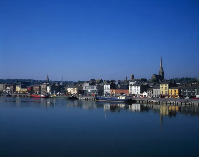 Framed Print : The Quays, Wexford Town, Co Wexford, Ireland Framed Print : The Quays, Wexford Town, Co Wexford, Ireland