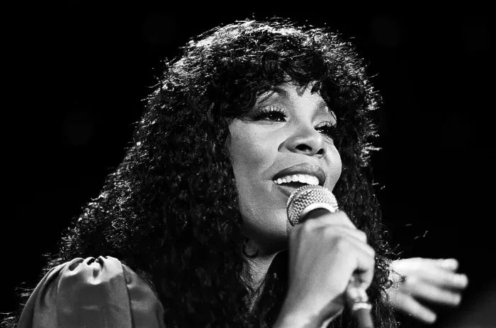 Framed Print : Queen Of Disco Performs On A TV Show Framed Print : Queen Of Disco Performs On A TV Show