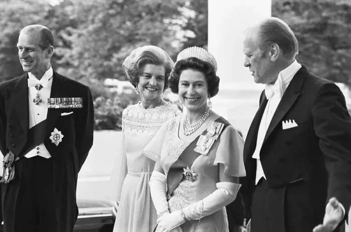 Framed Print : Queen Elizabeth With the Ford's Framed Print : Queen Elizabeth With the Ford's