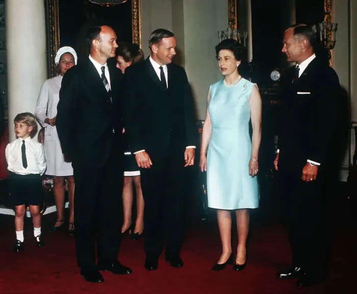 Framed Print : Queen Elizabeth II and Apollo 11 Astronauts Framed Print : Queen Elizabeth II and Apollo 11 Astronauts