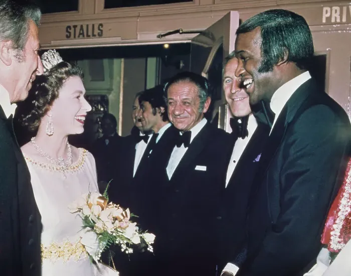Framed Print : Queen Elizabeth II chats Lovelace Watkins Framed Print : Queen Elizabeth II chats Lovelace Watkins