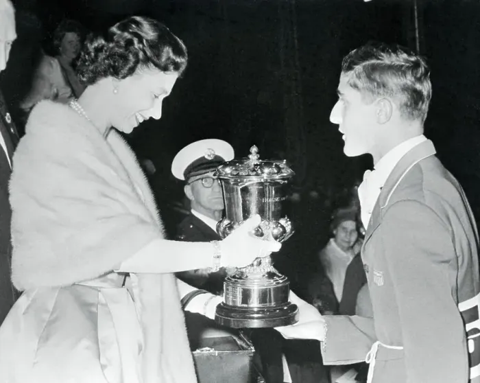 Framed Print : Queen Elizabeth II Presenting Equestrian Trophy Framed Print : Queen Elizabeth II Presenting Equestrian Trophy