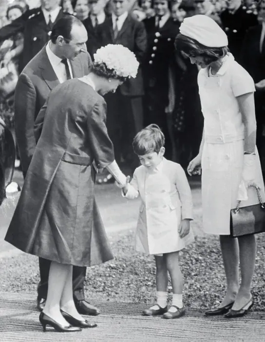 Framed Print : Queen Elizabeth II Shaking Hands with JFK Jr Framed Print : Queen Elizabeth II Shaking Hands with JFK Jr