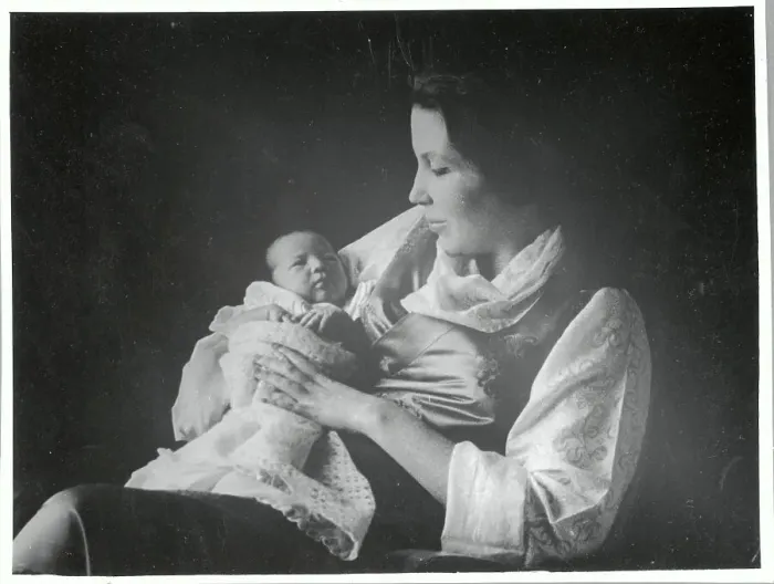 Framed Print : Queen Hope Namgyal Holding Baby Framed Print : Queen Hope Namgyal Holding Baby
