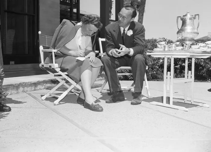 Framed Print : Queen Juliana Writing Postcards with Prince Bernhard Framed Print : Queen Juliana Writing Postcards with Prince Bernhard