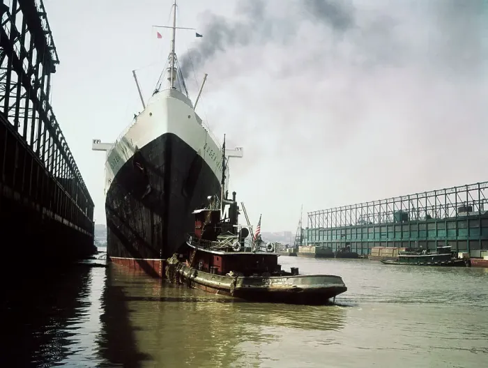 Framed Print : Queen Mary Leaving New York City Pier Framed Print : Queen Mary Leaving New York City Pier