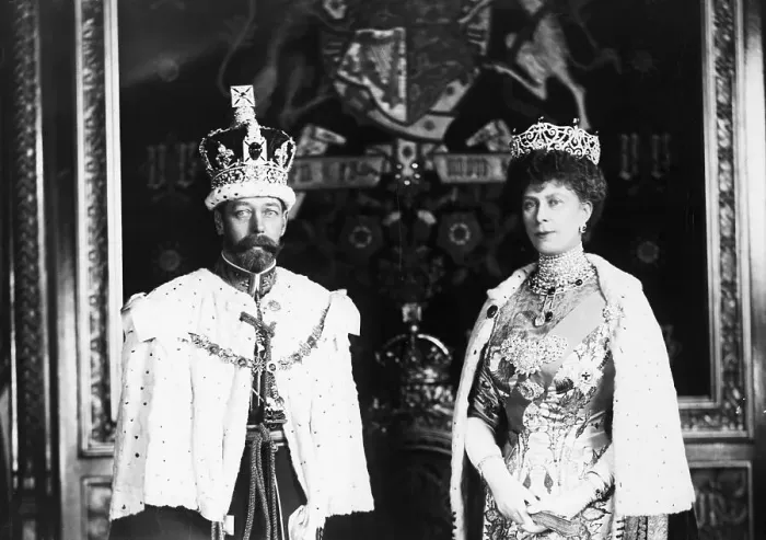 Framed Print : Queen Mary of Teck and George V Framed Print : Queen Mary of Teck and George V