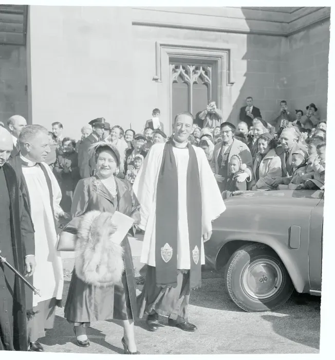Framed Print : Queen Mother Elizabeth at Washington Cathedral Framed Print : Queen Mother Elizabeth at Washington Cathedral