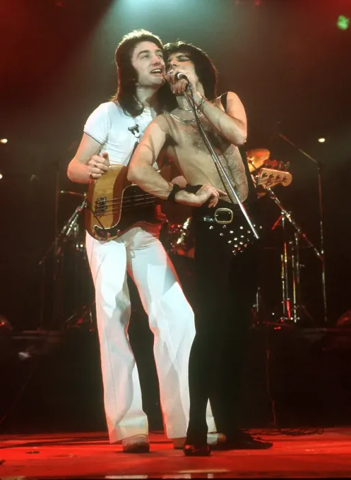 Framed Print : Queen Performing in LA Framed Print : Queen Performing in LA