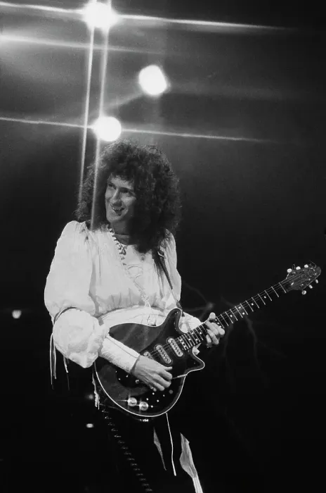 Framed Print : Queen Play The Forum, Inglewood, 1977 Framed Print : Queen Play The Forum, Inglewood, 1977