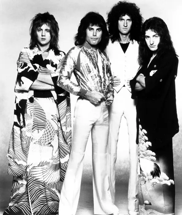 Framed Print : Queen Portrait Session Framed Print : Queen Portrait Session