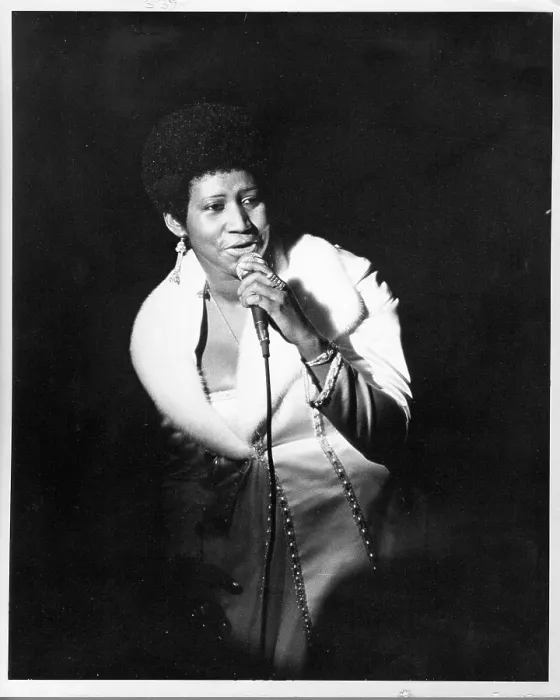 Framed Print : Queen Of Soul Performing