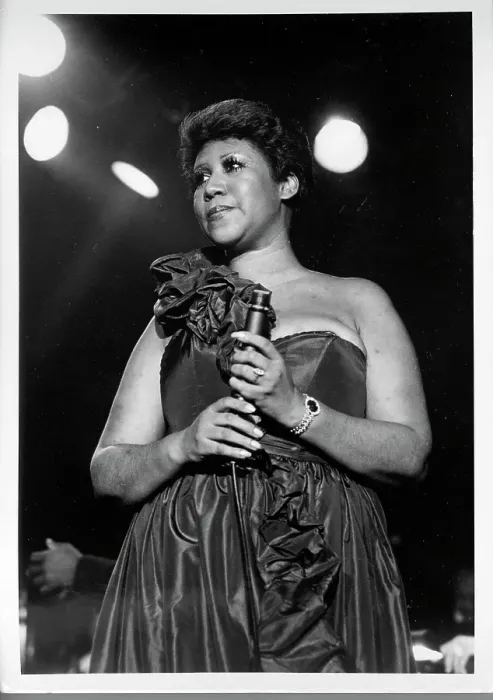 Framed Print : Queen Of Soul Performing