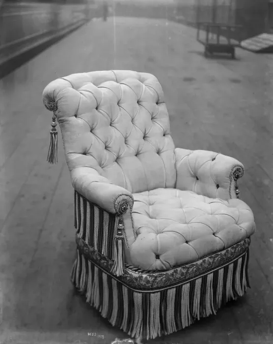 Framed Print : Queens Chair Framed Print : Queens Chair