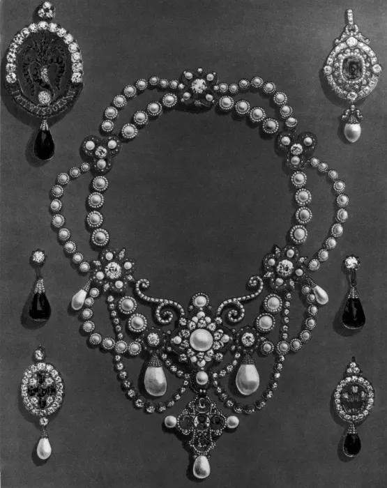 Framed Print : Queens Jewels Framed Print : Queens Jewels