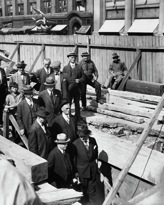 Framed Print : Queensborough Tubes Opened, 1925 Framed Print : Queensborough Tubes Opened, 1925