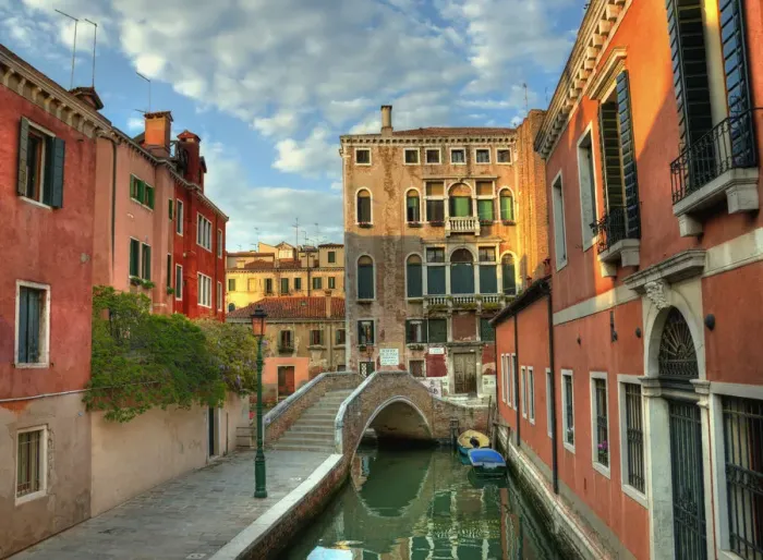 Framed Print : A quiet canal in Venice Framed Print : A quiet canal in Venice
