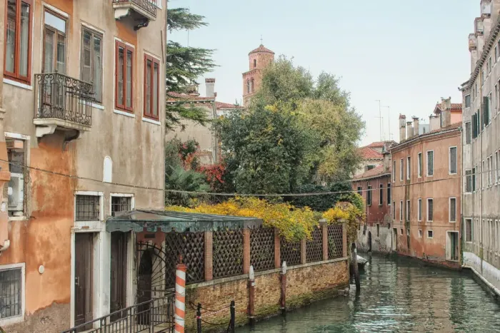 Framed Print : A quiet corner of Venice Framed Print : A quiet corner of Venice