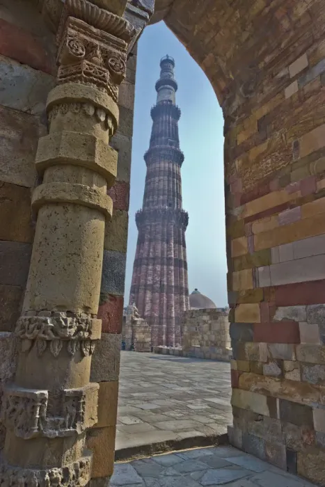 Framed Print : Qutub Minar with pillar Framed Print : Qutub Minar with pillar
