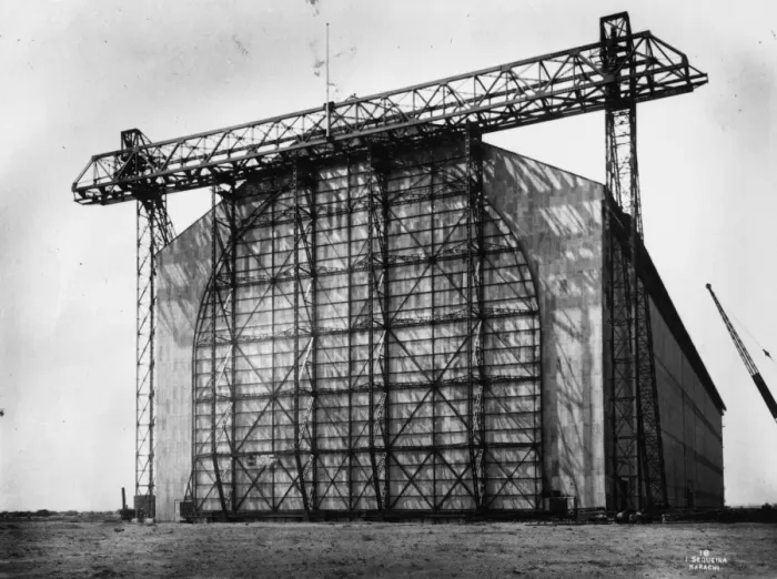 Framed Print : R-101 Hangar Framed Print : R-101 Hangar