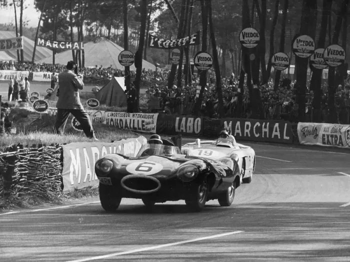 Framed Print : Racing At Le Mans Framed Print : Racing At Le Mans