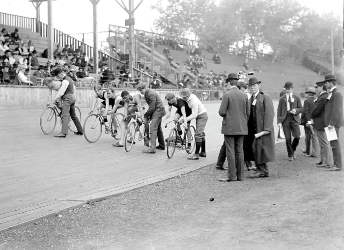 Framed Print : Racing At The Velodrome