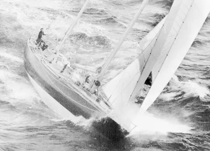 Framed Print : Racing Yacht in Rough Sea Framed Print : Racing Yacht in Rough Sea