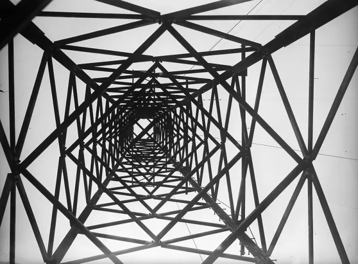 Framed Print : Radio Mast Framed Print : Radio Mast