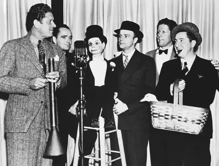 Framed Print : Radio Performers Standing at Microphone