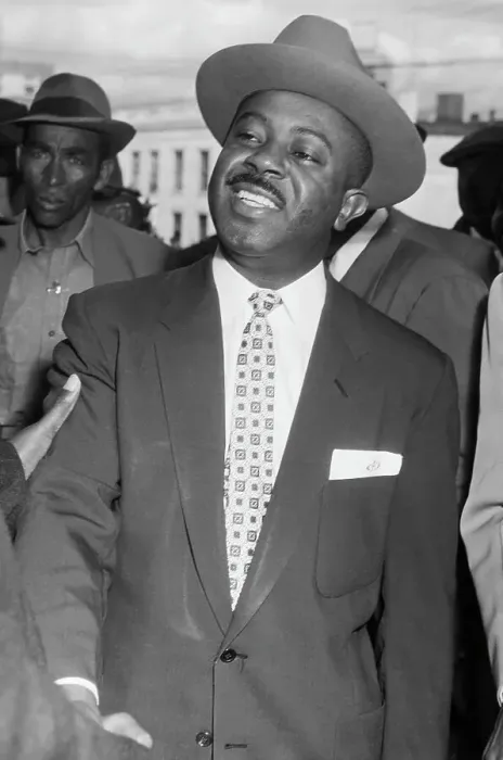 Framed Print : Ralph Abernathy Outside Court House Framed Print : Ralph Abernathy Outside Court House